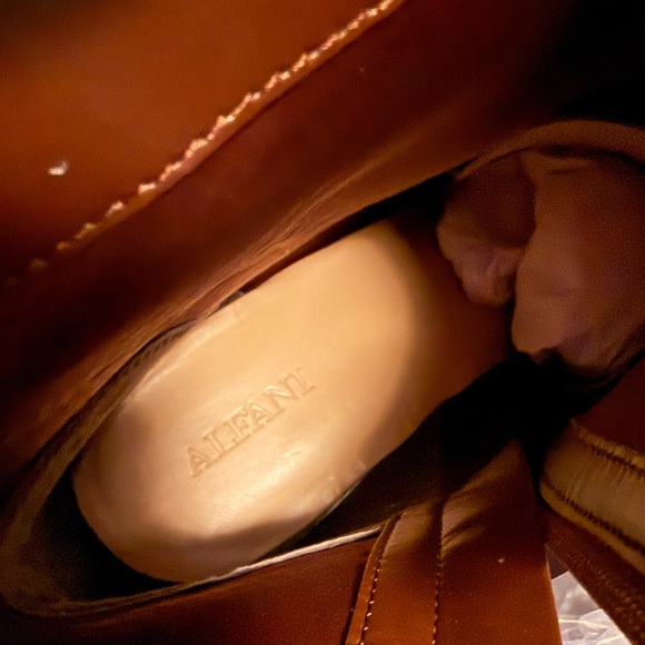 Alfani NWT Sz 10 Chic Brown Vegan Leather Platform Block Heeled Boots (SH115) - Picture 12 of 12